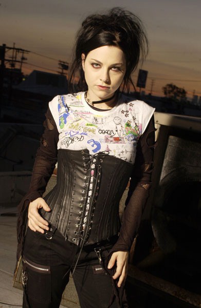 Amy Lee Fotoğrafı
