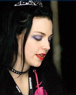 Amy Lee Fotoğrafı