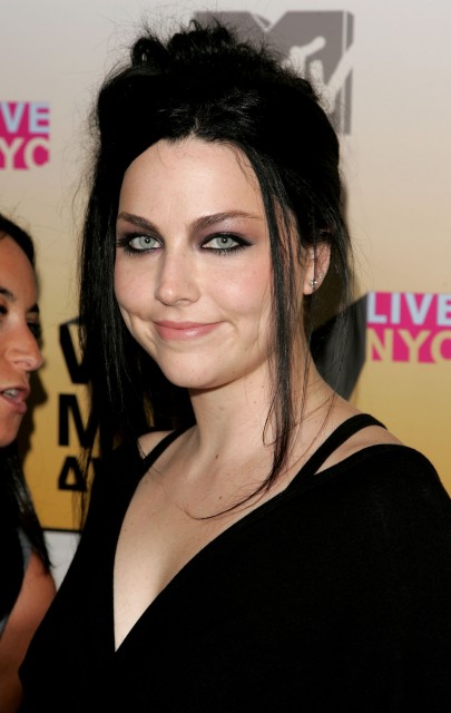 Amy Lee Fotoğrafı