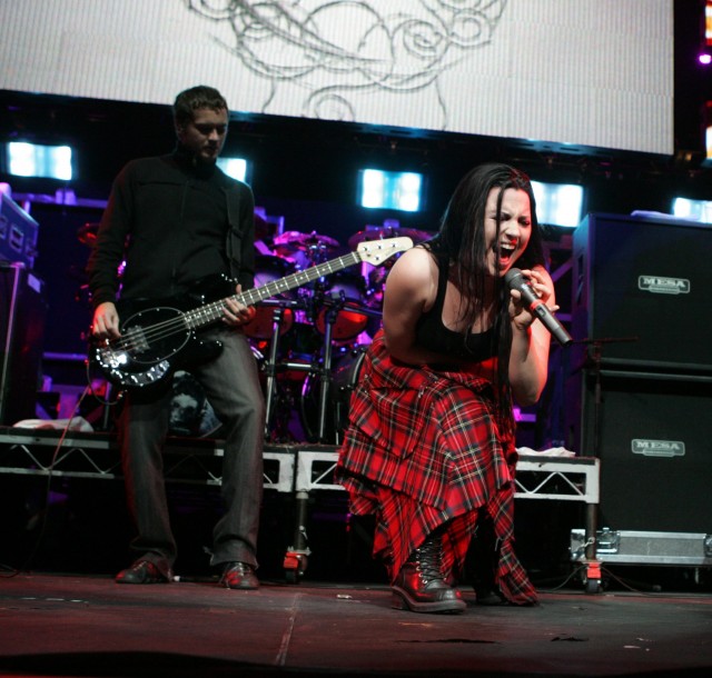 Amy Lee Fotoğrafı