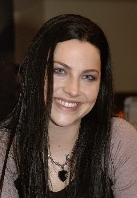 Amy Lee Fotoğrafı