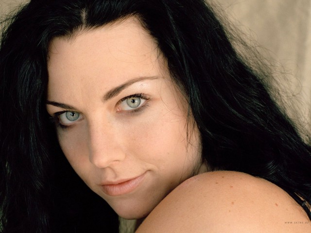Amy Lee Fotoğrafı