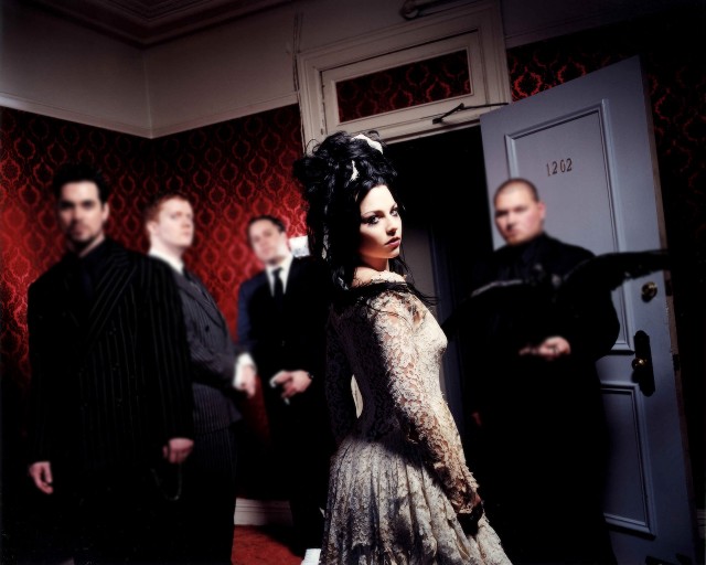 Amy Lee Fotoğrafı