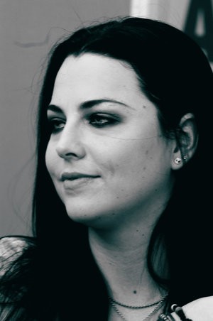 Amy Lee Fotoğrafı