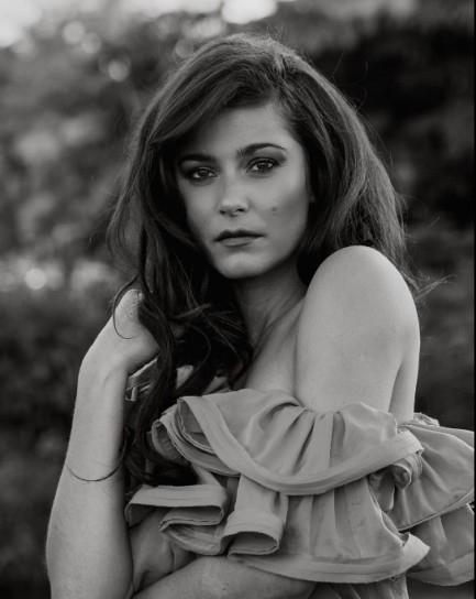 Elysia Rotaru Fotoğrafı