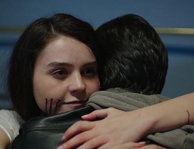 Cansu Diktaş Fotoğrafı