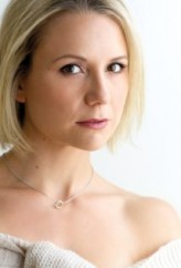 Sarah-Jane Dalby fotoğrafı