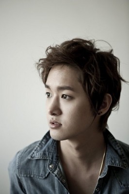 Shin Ji-ho fotoğrafı