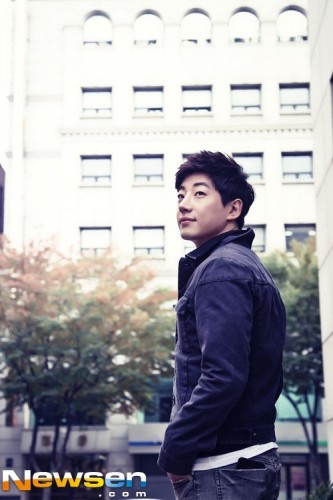 Kang Dae-Hyun Fotoğrafı