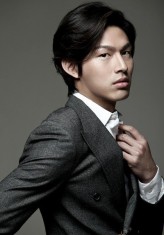 Choi Jung-won (i) fotoğrafı