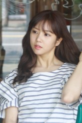 Shin Ye-jin fotoğrafı