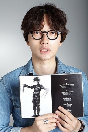 Lee Dong-Hwi fotoğrafı