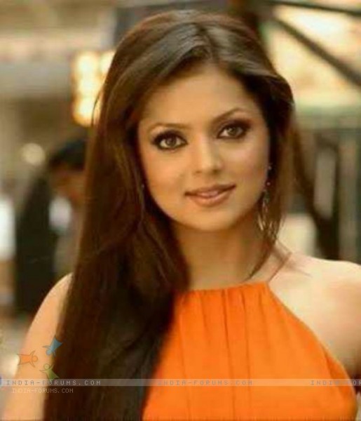 Drashti Dhami Fotoğrafı
