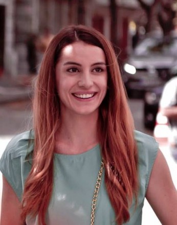 Nihal Işıksaçan Fotoğrafı