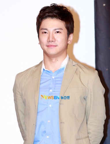 Son Deok-Ki Fotoğrafı