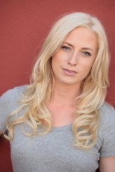 Leanne Khol Young fotoğrafı