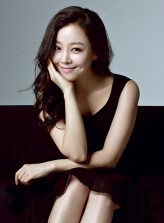 Yoo Ri-Kyung fotoğrafı