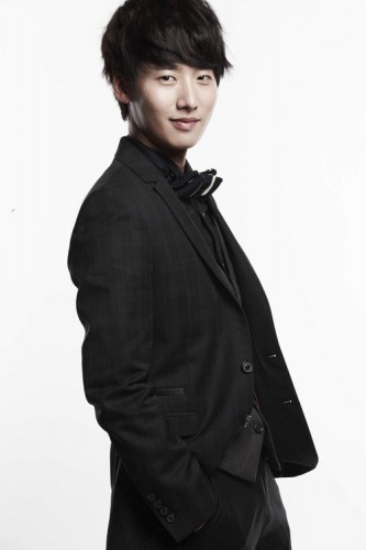 Choi Chang-Yub fotoğrafı