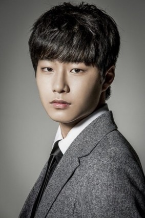 Sin Gi-joon fotoğrafı