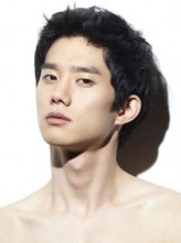 Yoon Jin-Wook fotoğrafı