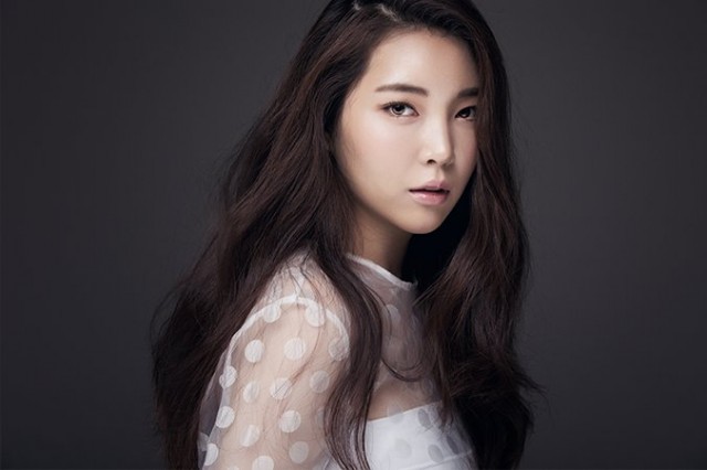 Lee Jaeyi fotoğrafı