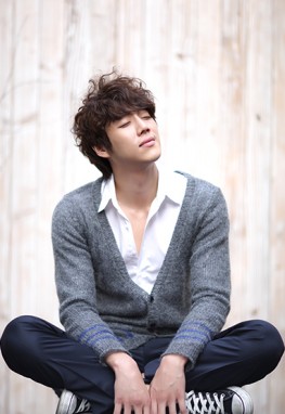 Kim Hyuk Fotoğrafı