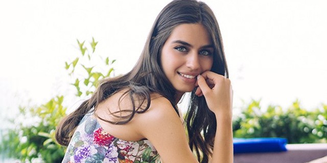 Amine Gülşe fotoğrafı