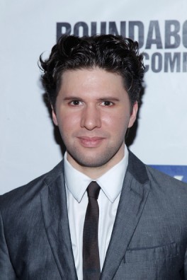 Louis   Hobson fotoğrafı