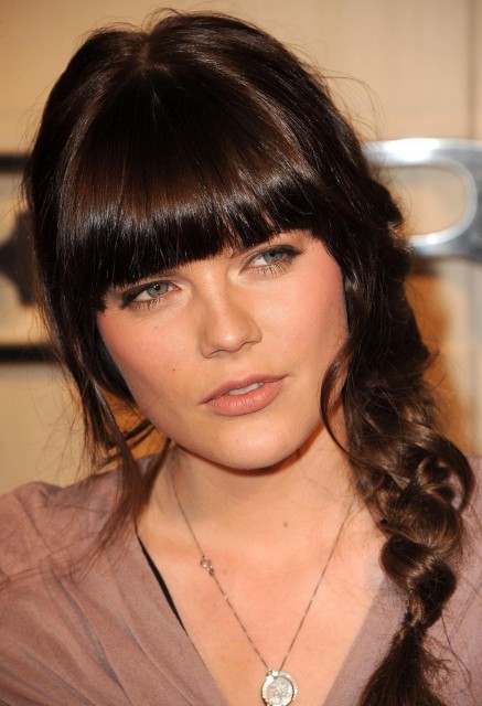 Emma Greenwell Fotoğrafı