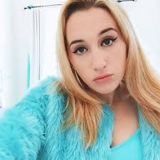Harley Quinn Smith Fotoğrafı