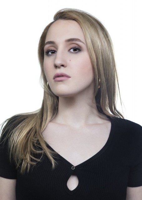 Harley Quinn Smith Fotoğrafı