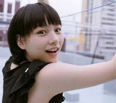 Rena Nounen fotoğrafı