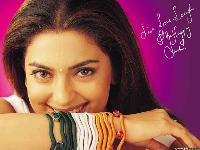 Juhi Chawla Fotoğrafı