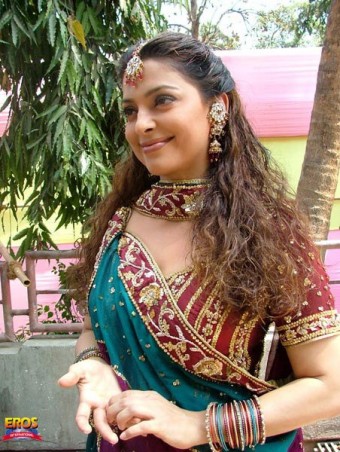 Juhi Chawla Fotoğrafı