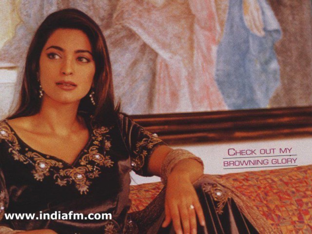 Juhi Chawla Fotoğrafı