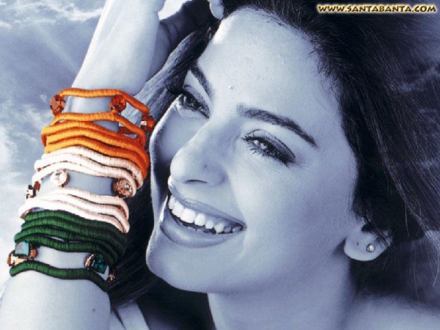 Juhi Chawla Fotoğrafı