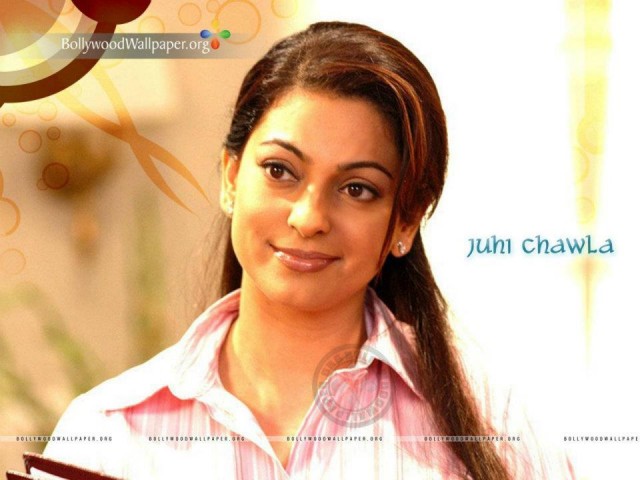 Juhi Chawla Fotoğrafı