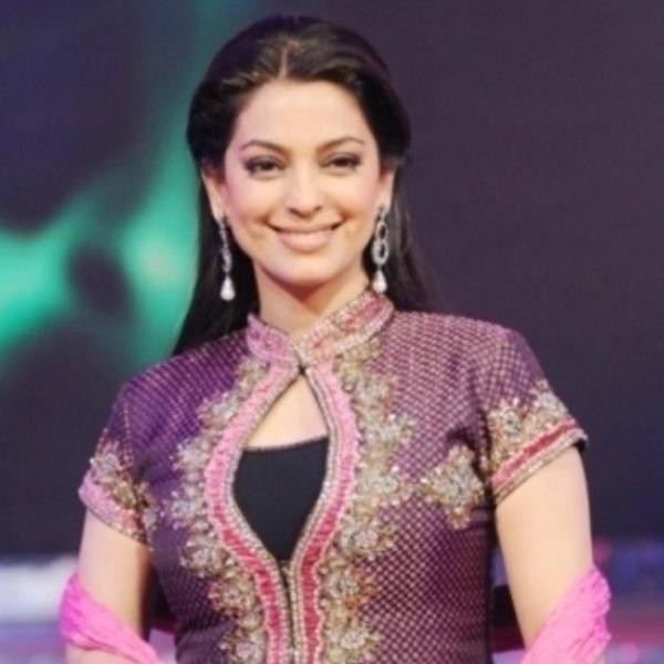 Juhi Chawla Fotoğrafı