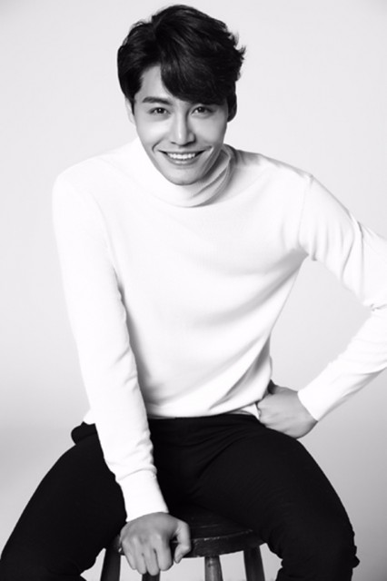 Lee Kwan-Hoon fotoğrafı