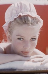 Annette Stroyberg fotoğrafı