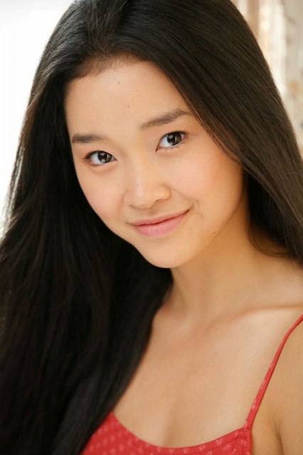 Lana Condor Fotoğrafı