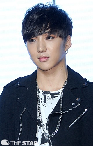 Kang Seung-yoon fotoğrafı