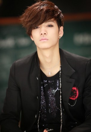 Kim Jong-hyun (ii) fotoğrafı