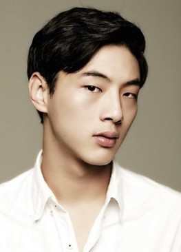 Ji Soo Fotoğrafı