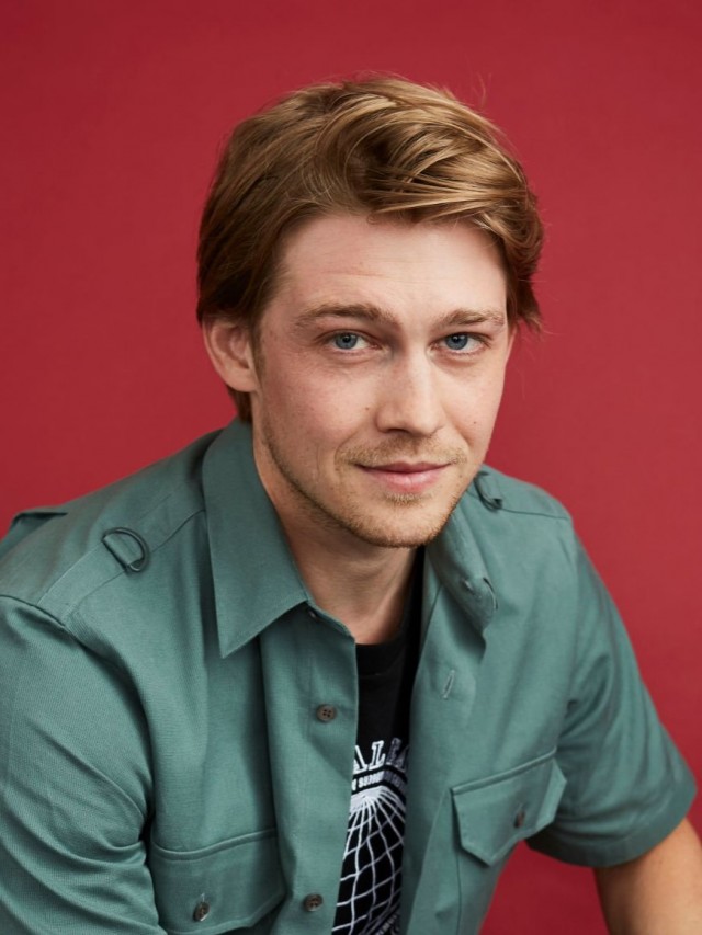 Joe Alwyn Fotoğrafı