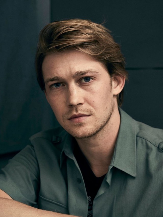 Joe Alwyn Fotoğrafı