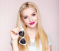Dove Cameron Fotoğrafı