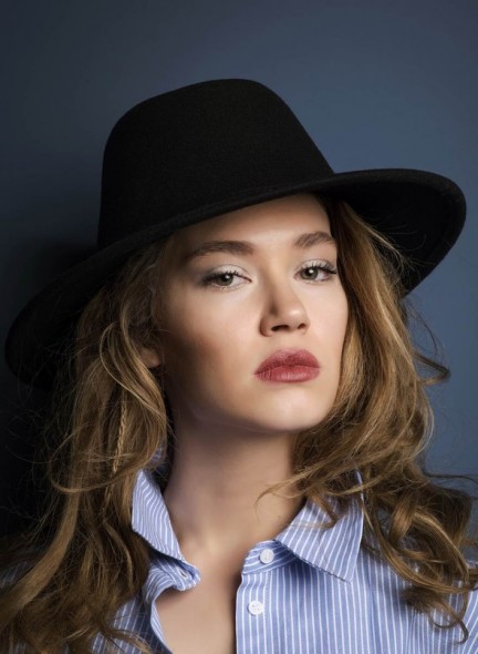 Melisa Şenolsun Fotoğrafı