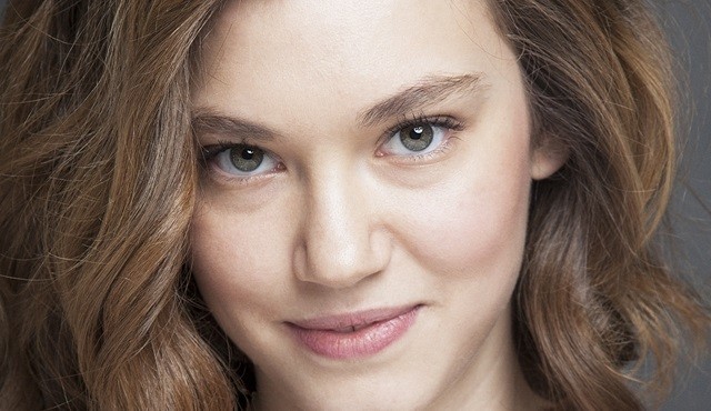 Melisa Şenolsun Fotoğrafı