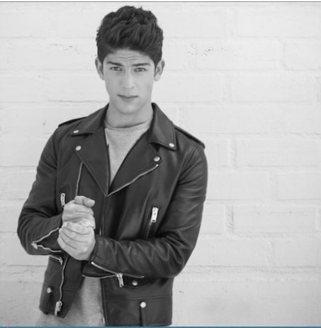 Rahart Adams Fotoğrafı